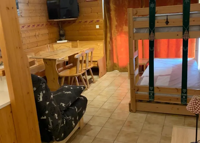 155 Piste Dans Mon Canape