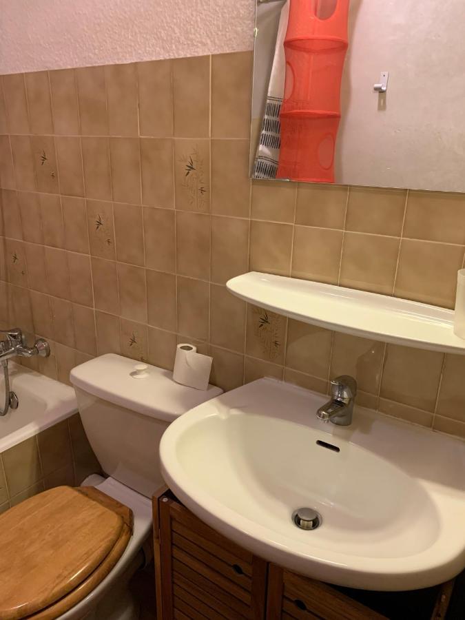 155 Piste Dans Mon Canape Apartment